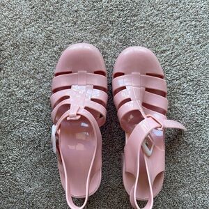 Pink jelly sandals